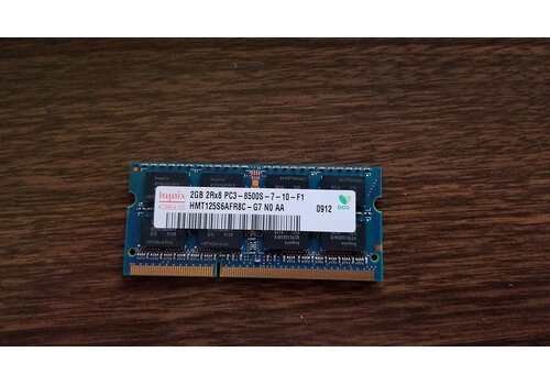 SK hynix HMT125S6AFR8C – 2GB DDR3 SODIMM – 204-pin – 1333 MHz – 1.5V – 2Rx8 