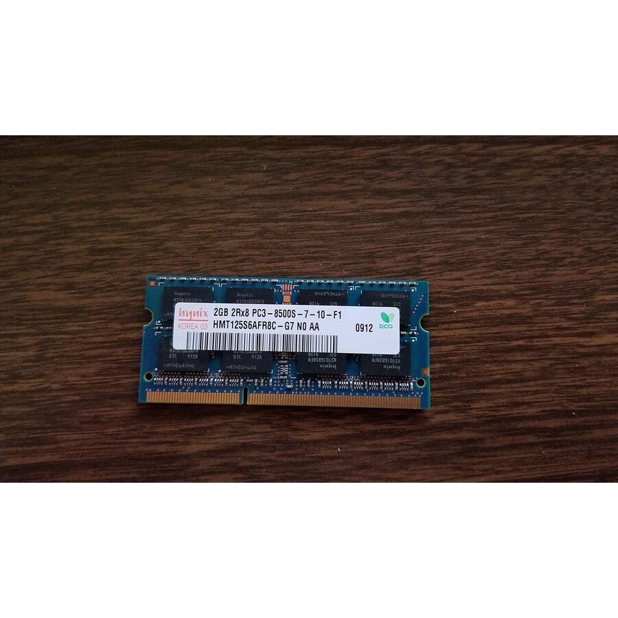 SK hynix HMT125S6AFR8C – 2GB DDR3 SODIMM – 204-pin – 1333 MHz – 1.5V – 2Rx8-1