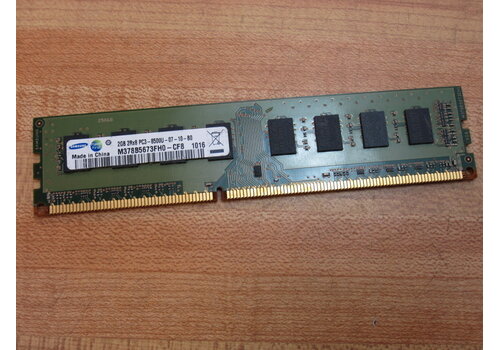 Samsung M378B5673FH0-CF8 – 2GB DDR3 1066MHz DIMM Desktop Geheugen – PC3-8500 