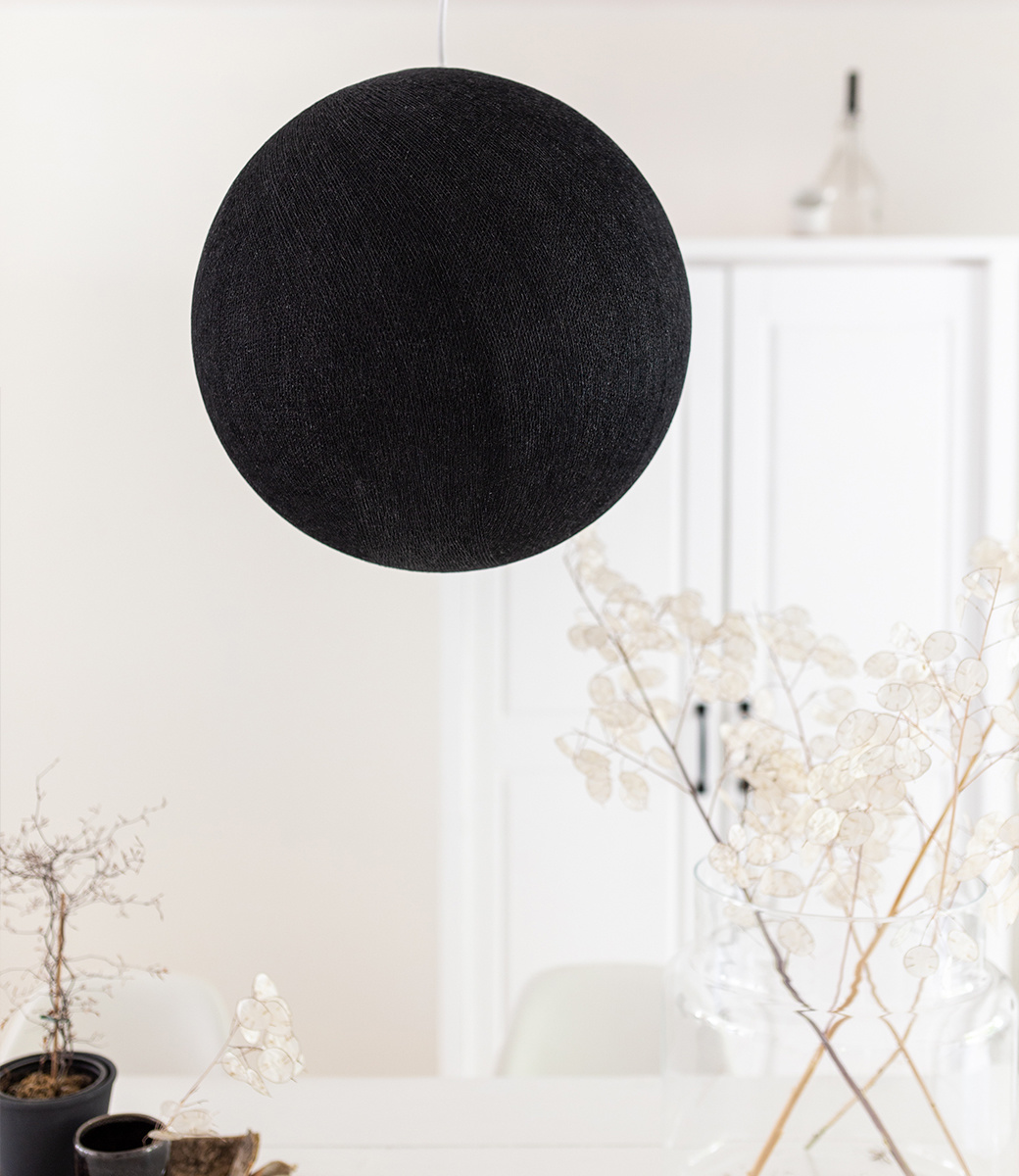 Hanglamp Black Cotton Ball Lights