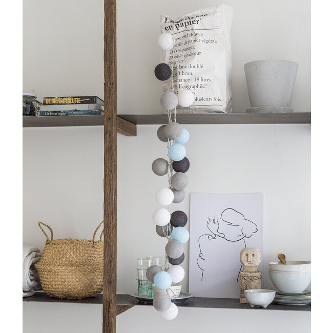 Inspiration | Kitchen | Regular Aque Grey String Light