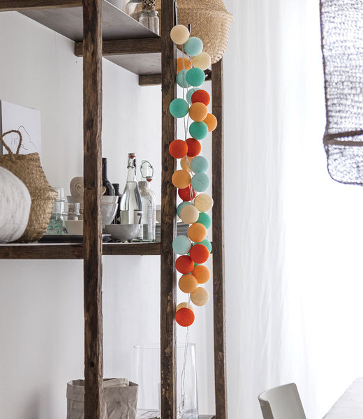 COTTON BALL LIGHTS Inspiratie | Woonkamer | Regular Sunset lichtslinger