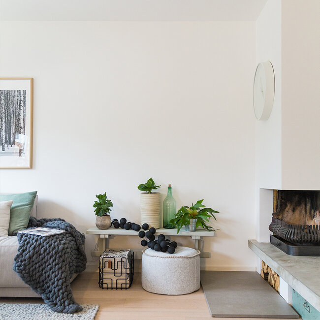 COTTON BALL LIGHTS Inspiration | Wohnzimmer | Regular Black String Light 2