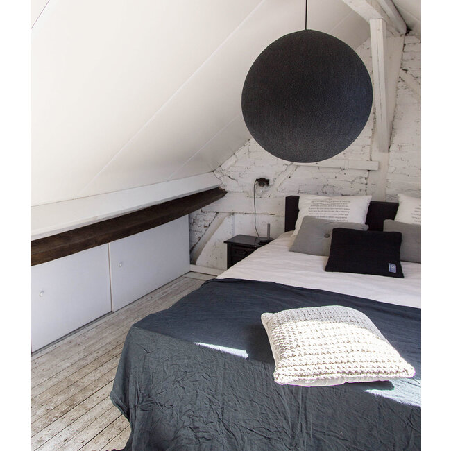 Inspiration | Wohnzimmer | Black Hanging Lamp