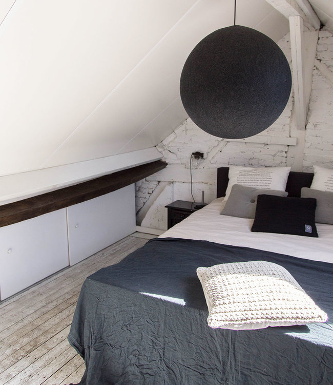 Inspiration | Wohnzimmer | Black Hanging Lamp