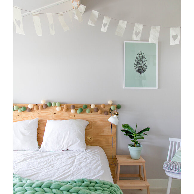 Inspiration | Bedroom | Regular Forest Green String Light