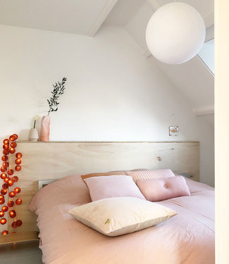 Cotton Ball Lights Inspiration | Wohnzimmer | Mix & Match Red Copper Hanging Lamp White