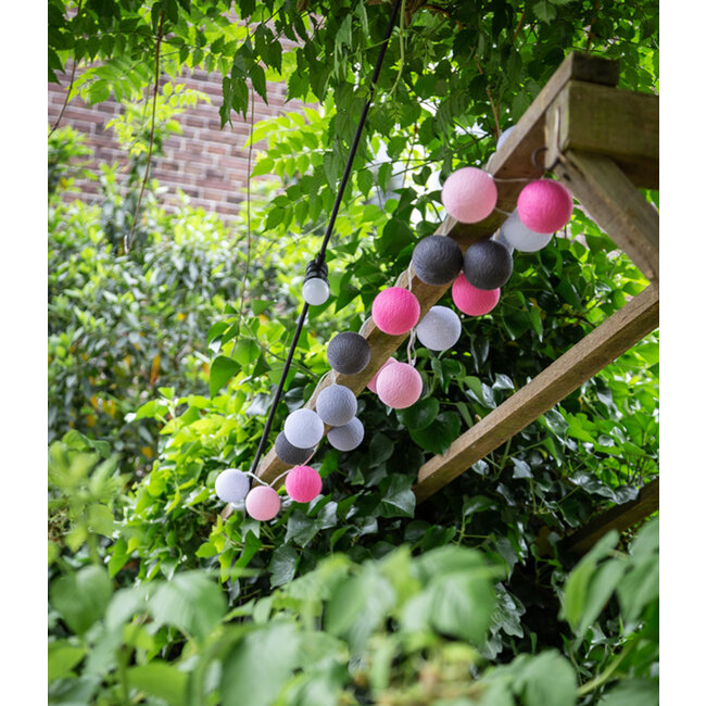 Inspiration | Garden | Outdoor Cottonball String Light Rosa 2