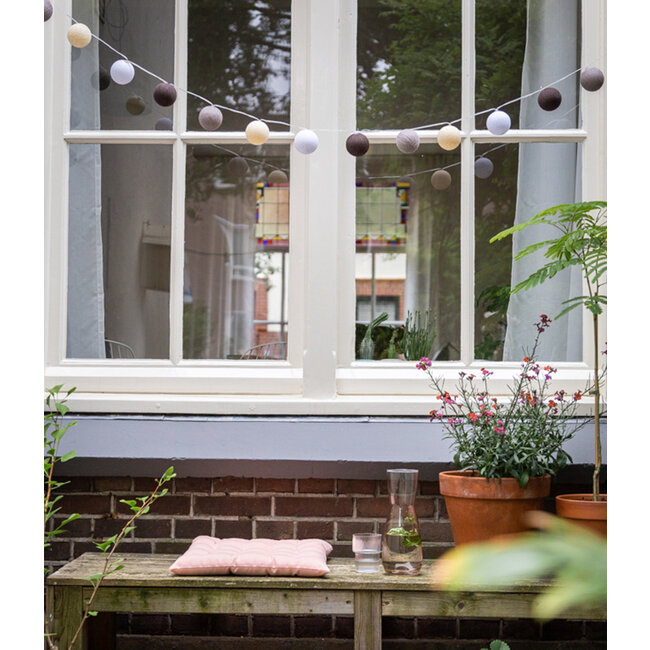Inspiration | Garden | Outdoor Cottonball String Light Marron 2