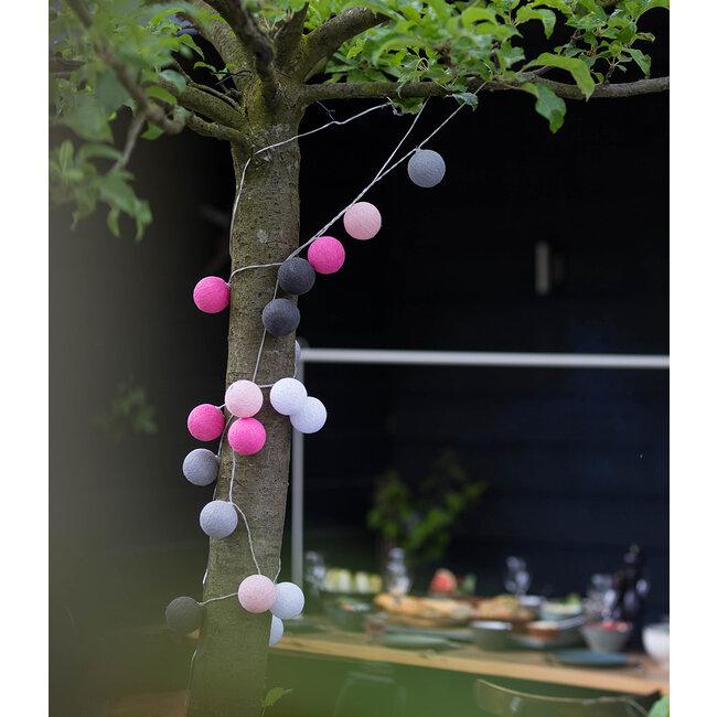Inspiration | Garden | Outdoor Cottonball String Light Rosa