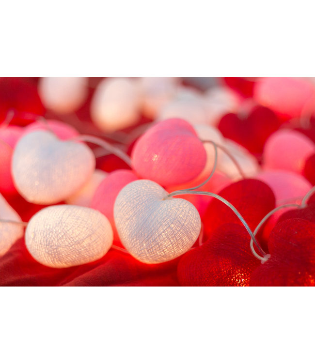 Inspiration | Party | Hearts String Light Valentine 2