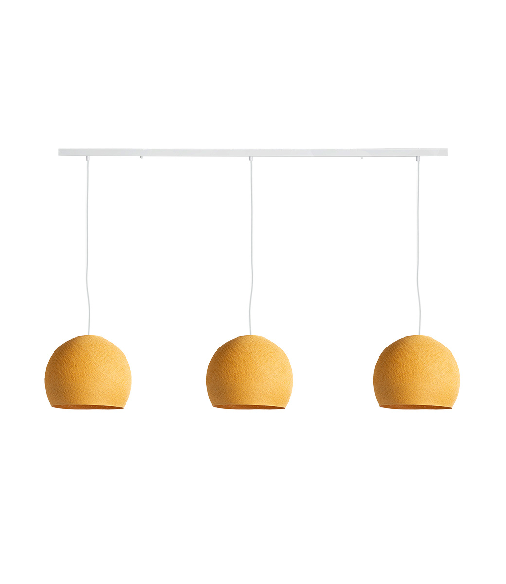 Cotton Ball Lights Drievoudige hanglamp balk - Driekwart Mustard