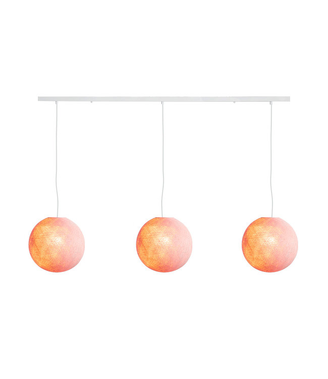 Cotton Ball Lights Dreifach Pendelleuchte (am Balken) - Pale Pink