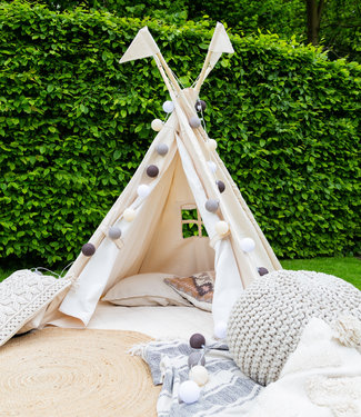 COTTON BALL LIGHTS Outdoor String Light - Marron