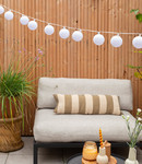 COTTON BALL LIGHTS Outdoor String Light - Blanco