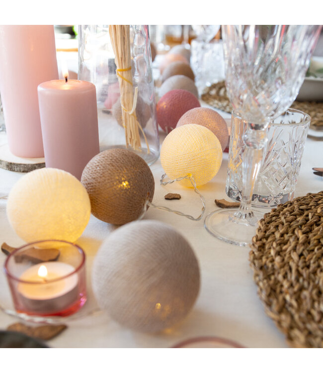 Cotton Ball Lights - Indoor lichtslinger - Beloved