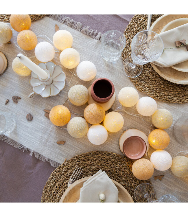 Cotton Ball Lights - Indoor lichtslinger - Creamy - 20 lampjes