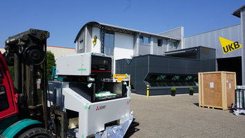 NEUE ERODIERMASCHINEN