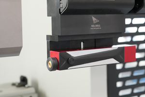 Neu im Programm: UKB-Laser Tracker