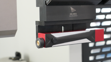 New in shop: UKB-Laser Tracker