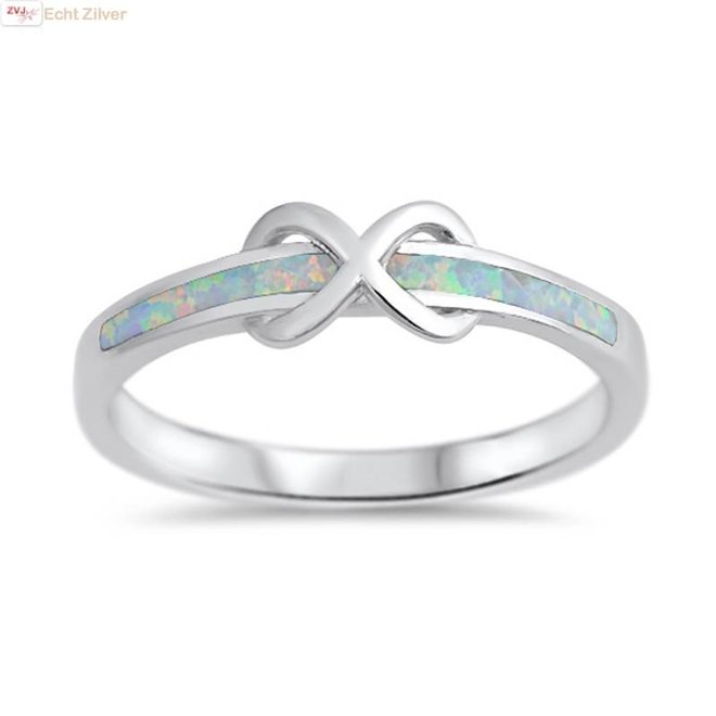 Zilveren smalle infinity witte opaal ring