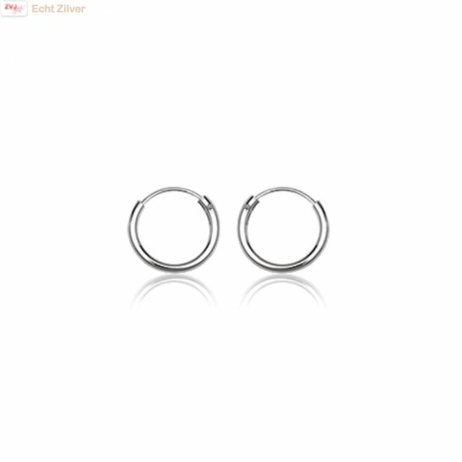 Zilveren mini creolen oorringen ronde buis 10  x 1.5 mm breed