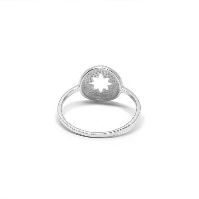 Zilveren ring met open ster