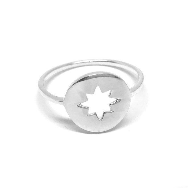 Zilveren ring met open ster