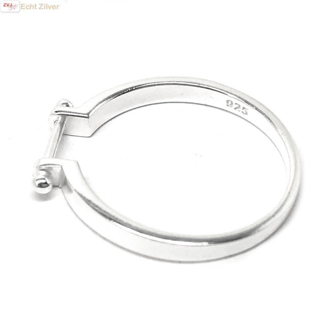 Zilveren ring met staafje