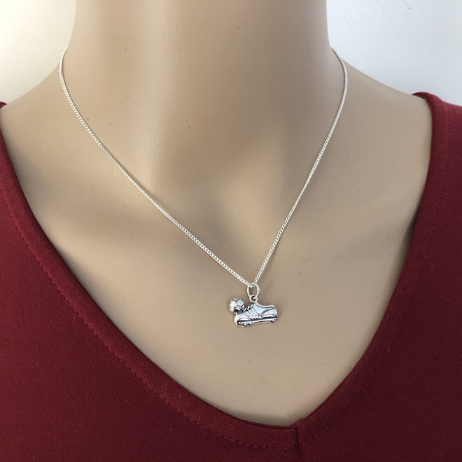 Zilveren voetbalschoen en bal kettinghanger