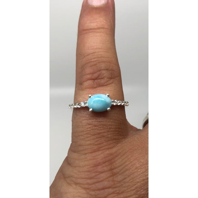 Zilveren blauwe Larimar en zirkoon ring