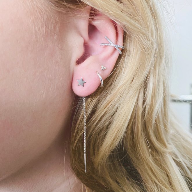 Zilveren ster doortrekoorbellen