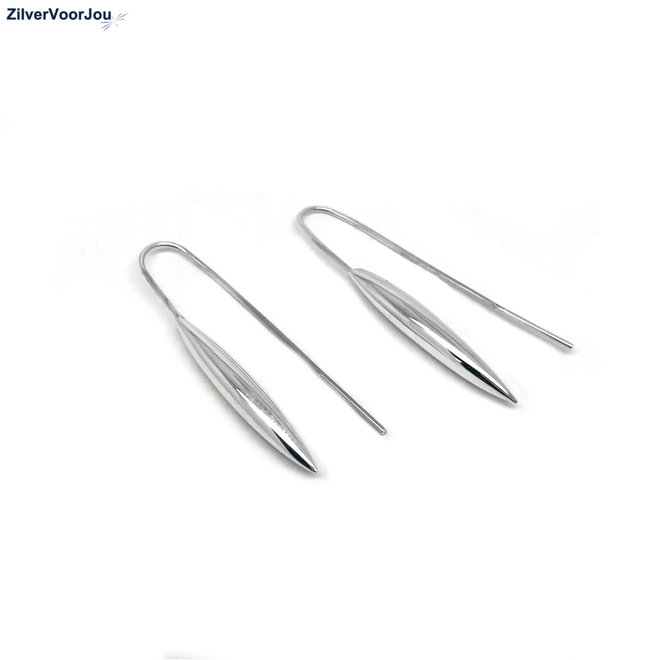 Zilveren lange druppel design oorhangers