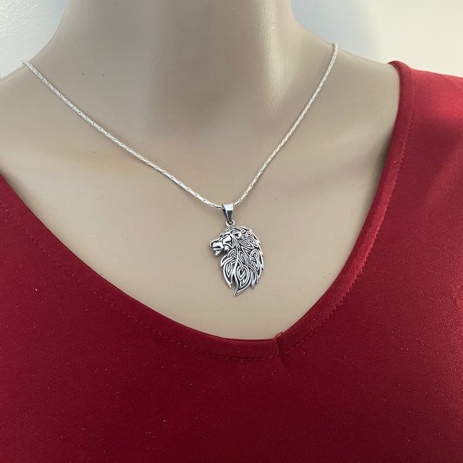 Zilveren keltische leeuw kettinghanger