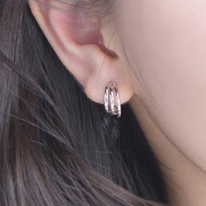 Zilveren 3 lijnen huggie hoops