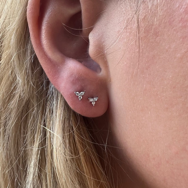 Zilveren trio witte zirkonia triangel piercings