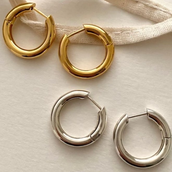 Gold plated 925 zilveren  ronde  huggie hoops