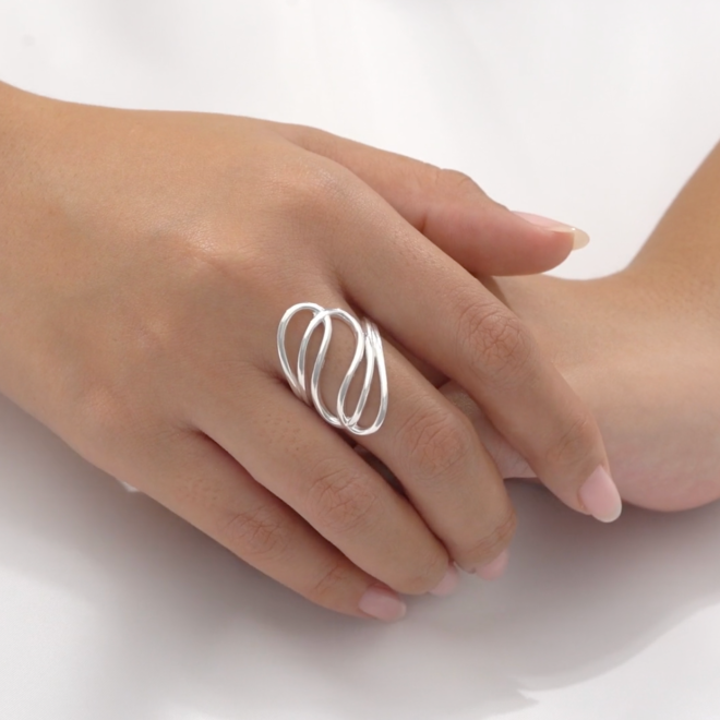 Zilveren design draad ring