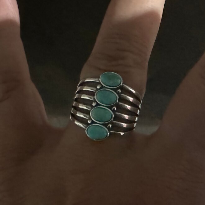 Zilveren  natuurlijke turquoise ring met 4 stenen