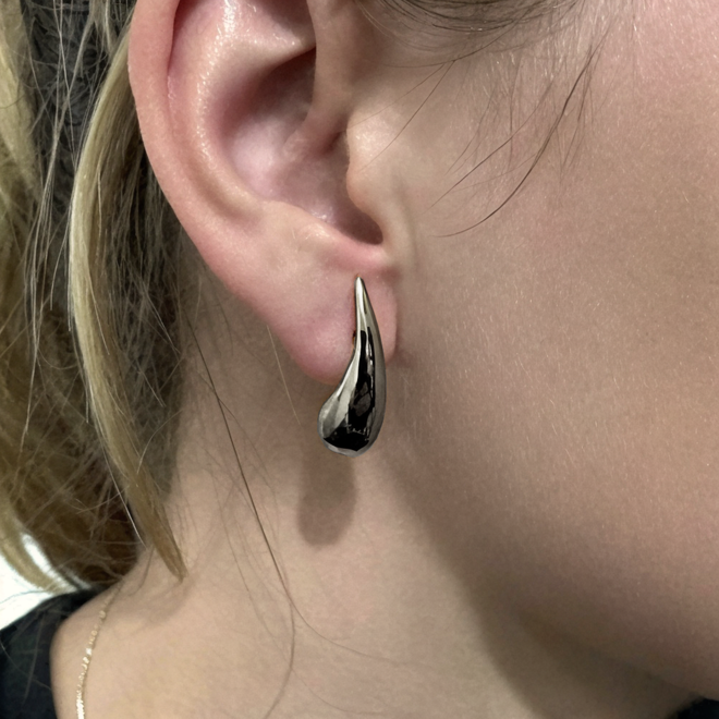 Zilveren teardrops oorbellen
