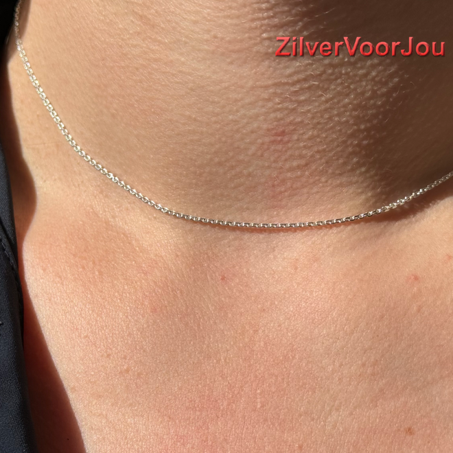 Zilveren ovale kabelketting 40 cm 1.4 mm breed