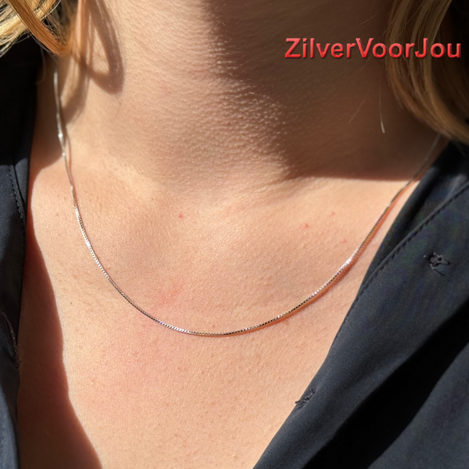 Zilveren box ketting 50 cm rhodium 0.8 mm