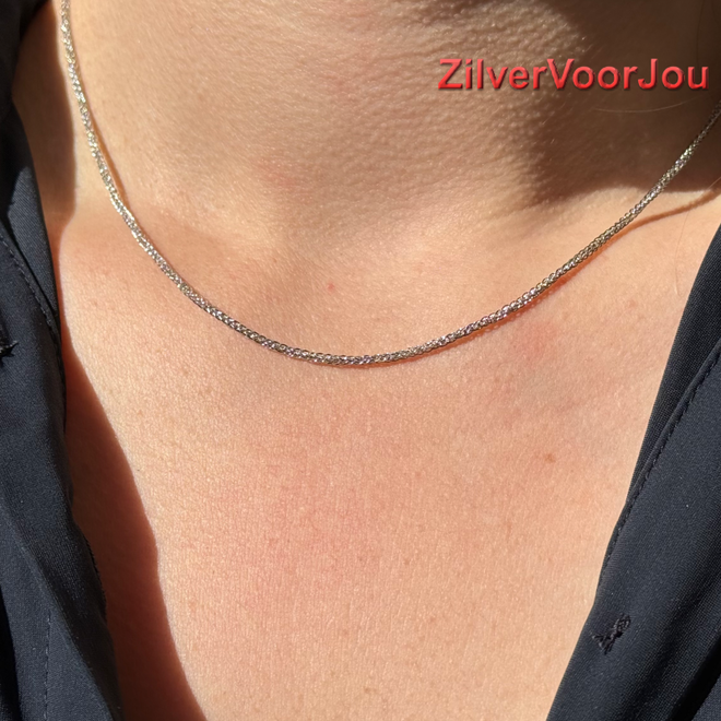 Zilveren square spiga rhodium ketting 45 cm
