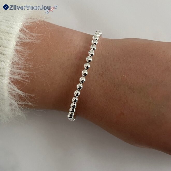 Zilveren bolletjes armband