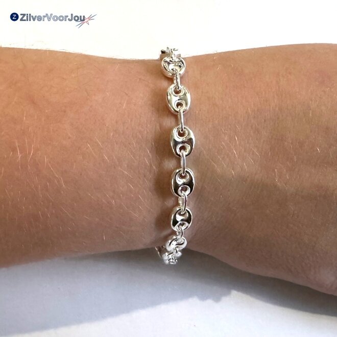 Zilveren puffed marina schakelarmband