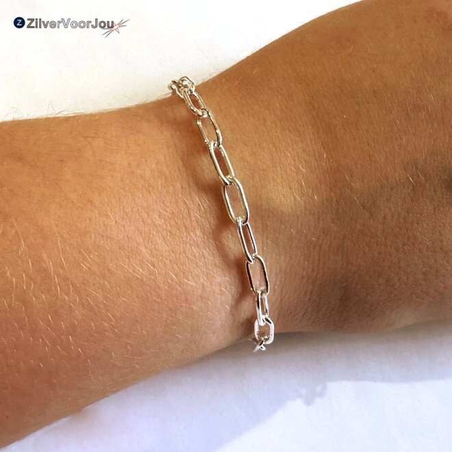 Zilveren open schakel armbandje