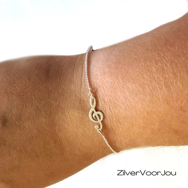 Zilveren muzieknoot armbandje