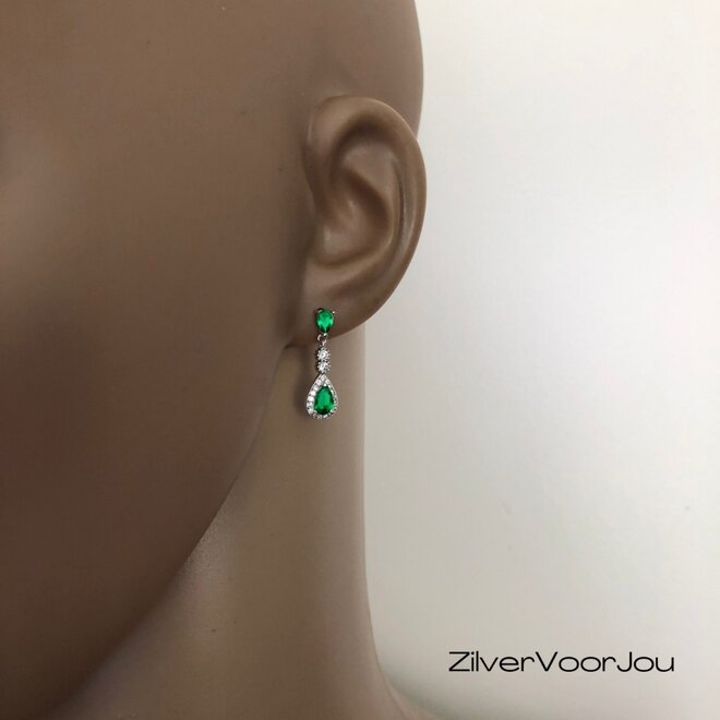 Zilveren smaragd groene oorhangers