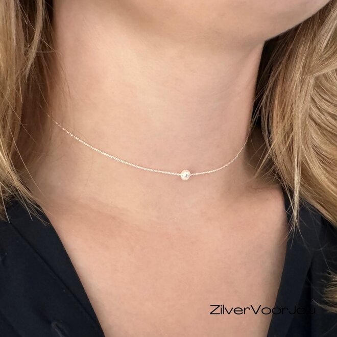 Zilveren minimalistische zoetwaterparel ketting