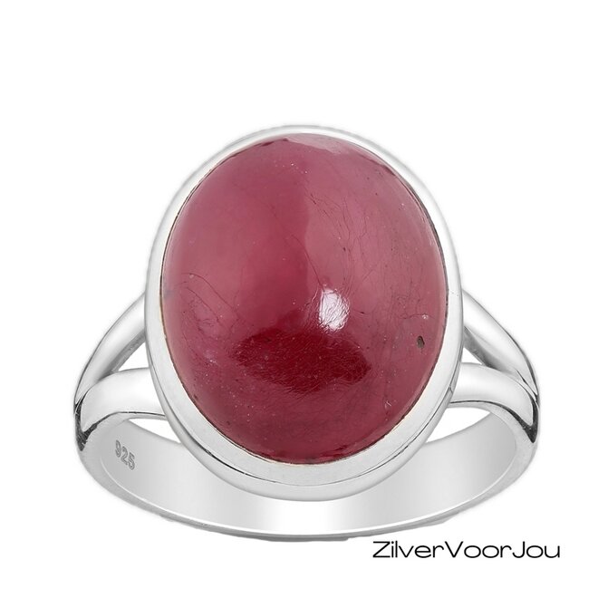 925 Zilveren ring met ovale robijn
